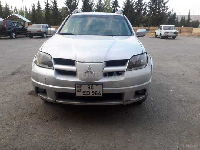 Mitsubishi Outlander 2002, 268,000 km - 2.4 л - Bakı