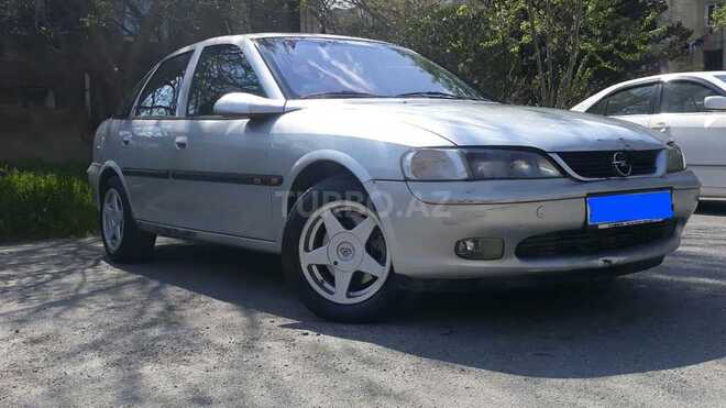 Opel Vectra 1997, 326,000 km - 2.0 l - Bakı