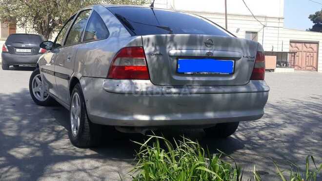 Opel Vectra 1997, 326,000 km - 2.0 l - Bakı