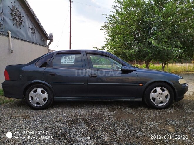 Opel Vectra 2001, 300,000 km - 1.8 л - Goranboy
