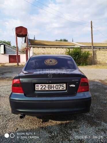 Opel Vectra 2001, 300,000 km - 1.8 л - Goranboy
