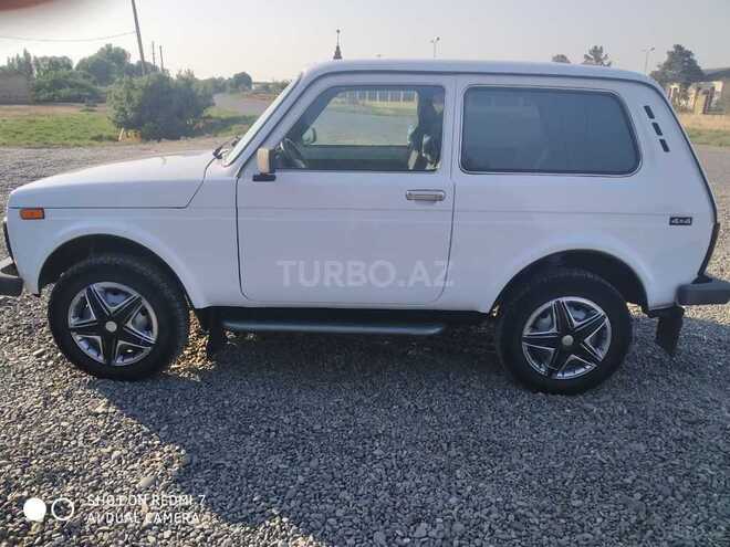 LADA (VAZ) Niva 2010, 179,000 km - 1.7 l - Salyan