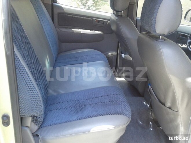 Toyota Hilux 2009, 231,000 km - 2.5 л - Bakı