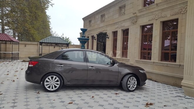 Kia Cerato 2011, 107,000 km - 1.6 l - Göyçay