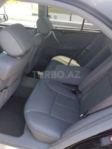 Mercedes E 320 2001, 238,000 km - 3.2 l - Bakı