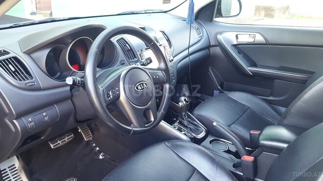 Kia Cerato 2011, 107,000 km - 1.6 l - Göyçay