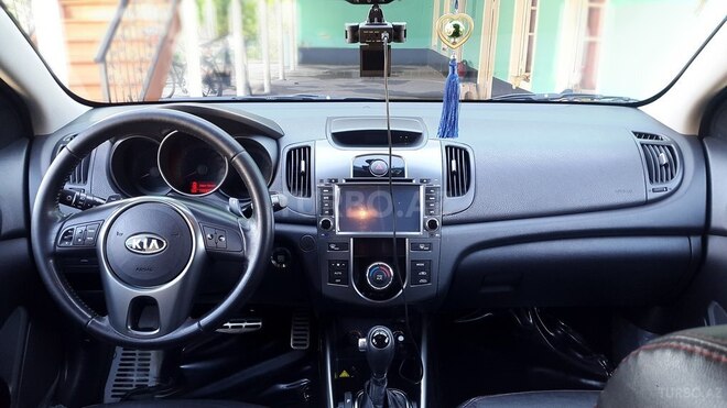 Kia Cerato 2011, 107,000 km - 1.6 l - Göyçay