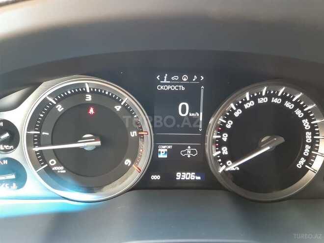 Toyota Land Cruiser 2019, 9,300 km - 4.5 l - Bakı