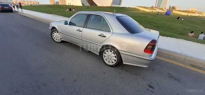 Mercedes C 240 1998, 292,760 km - 2.4 l - Bakı