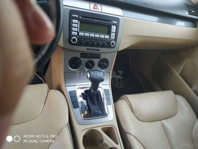 Volkswagen Passat 2006, 298,764 km - 2.0 л - Bakı