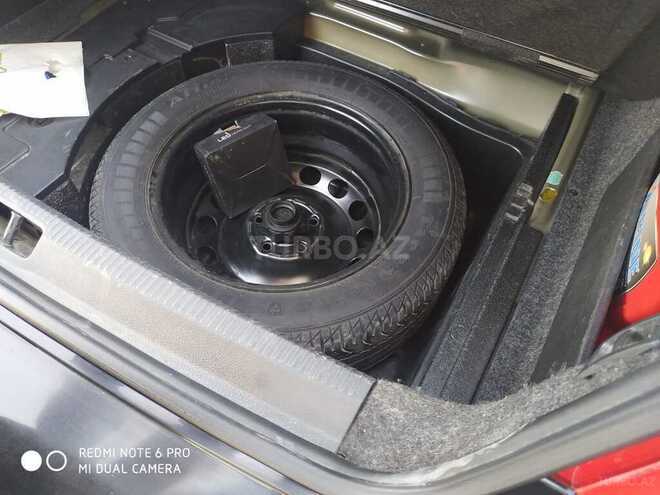 Volkswagen Passat 2006, 298,764 km - 2.0 л - Bakı