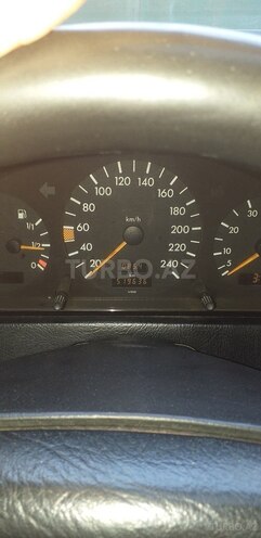 Mercedes C 220 1995, 520,000 km - 2.2 l - Bakı