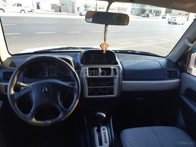 Mitsubishi Pajero io 1999, 310,000 km - 1.8 l - Bakı
