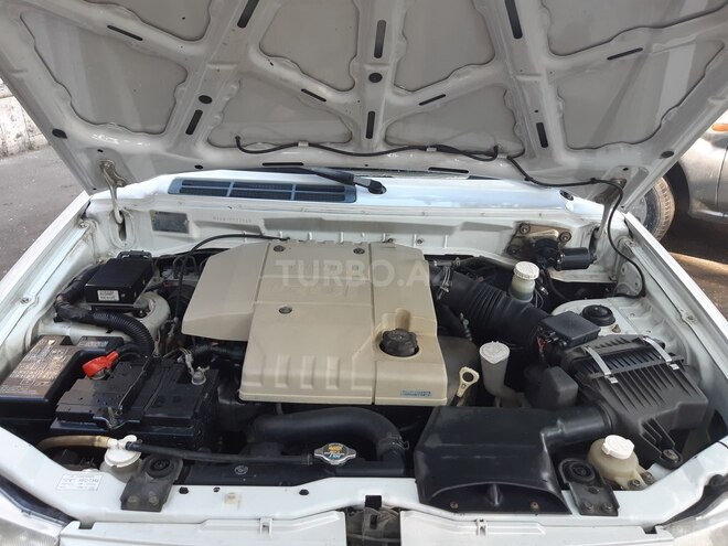Mitsubishi Pajero io 1999, 310,000 km - 1.8 l - Bakı
