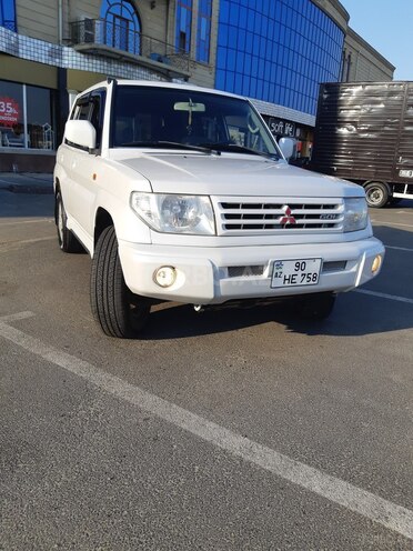 Mitsubishi Pajero io 1999, 310,000 km - 1.8 l - Bakı