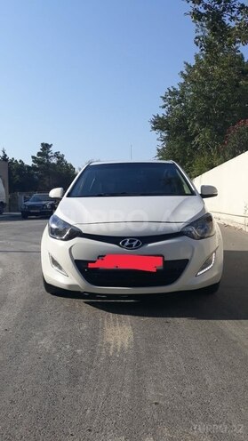 Hyundai i20 2013, 86,000 km - 1.4 l - Bakı