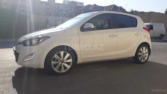 Hyundai i20 2013, 86,000 km - 1.4 l - Bakı