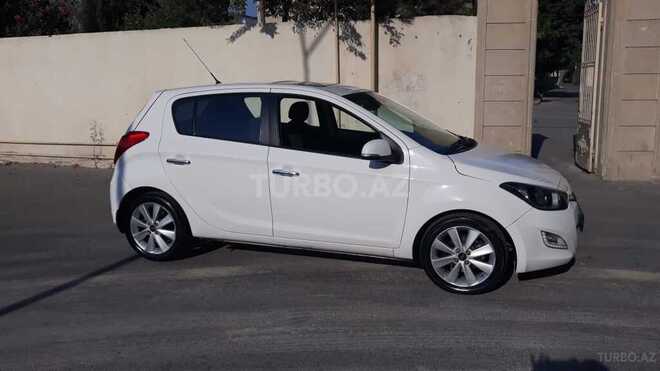 Hyundai i20 2013, 86,000 km - 1.4 l - Bakı