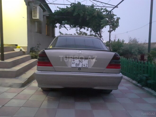 Mercedes C 230 1998, 210,996 km - 2.3 l - Bakı