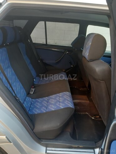 Mercedes C 200 2000, 195,000 km - 2.0 l - Bakı