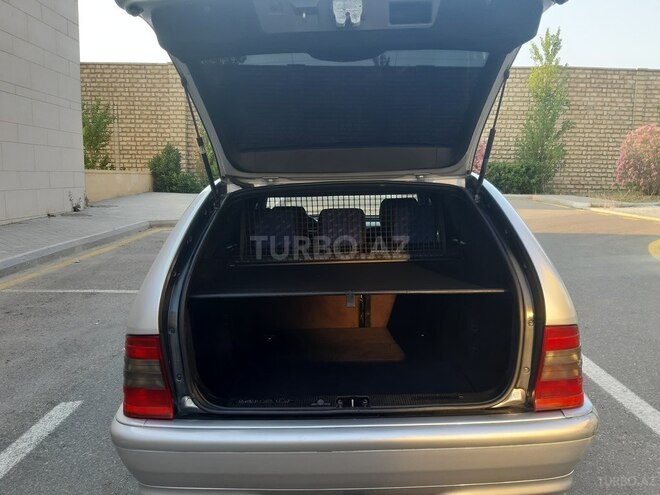 Mercedes C 200 2000, 195,000 km - 2.0 l - Bakı