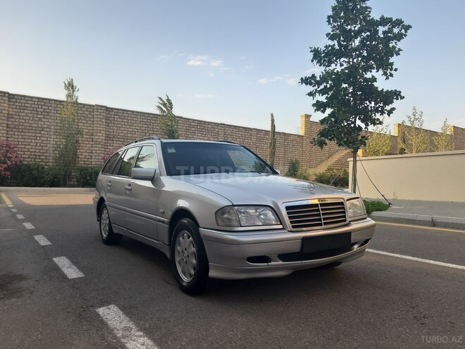 Mercedes C 200 2000, 195,000 km - 2.0 l - Bakı