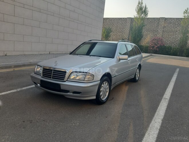 Mercedes C 200 2000, 195,000 km - 2.0 l - Bakı