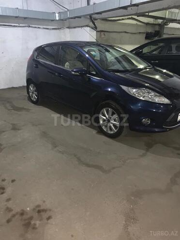 Ford Fiesta 2010, 76,500 km - 1.4 л - Bakı