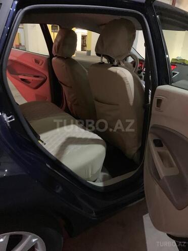 Ford Fiesta 2010, 76,500 km - 1.4 л - Bakı