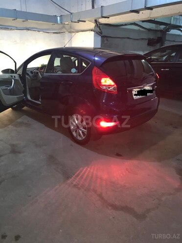 Ford Fiesta 2010, 76,500 km - 1.4 л - Bakı