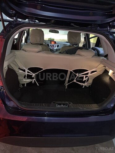 Ford Fiesta 2010, 76,500 km - 1.4 л - Bakı