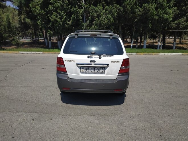 Kia Sorento 2006, 174,600 km - 2.5 l - Sumqayıt
