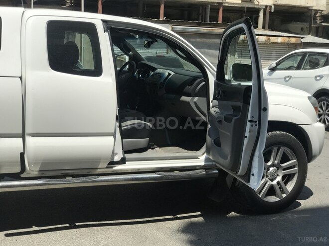 Toyota Tacoma 2010, 90,000 km - 4.0 l - Bakı