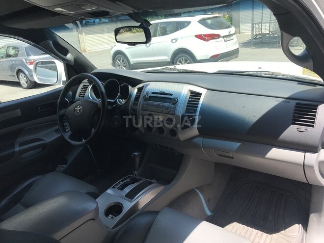 Toyota Tacoma 2010, 90,000 km - 4.0 l - Bakı