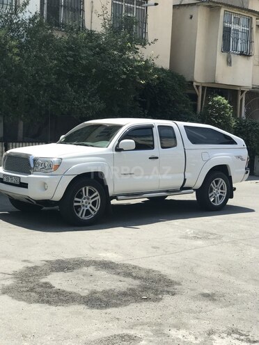 Toyota Tacoma 2010, 90,000 km - 4.0 l - Bakı