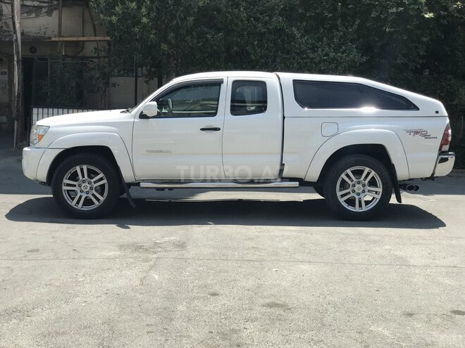 Toyota Tacoma 2010, 90,000 km - 4.0 l - Bakı