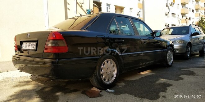 Mercedes C 200 1996, 360,000 km - 2.0 л - Bakı