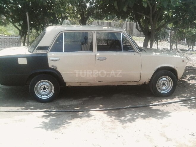 LADA (VAZ) 21011 1981, 6,363 km - 0.1 l - Salyan
