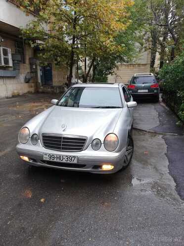 Mercedes E 220 2001, 340,000 km - 2.2 l - Bakı