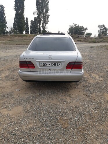 Mercedes E 240 1998, 365,830 km - 2.4 л - Şəmkir