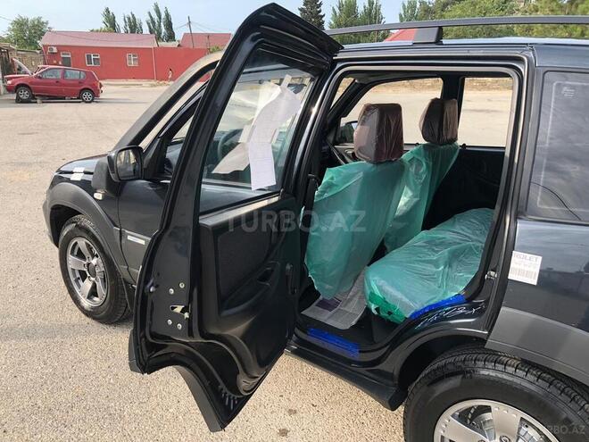 Chevrolet Niva 2015, 21,407 km - 1.7 l - Bakı