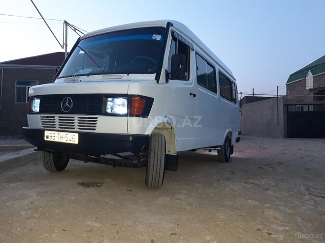 Mercedes 208 D 1991, 277,000 km - 2.3 l - Bakı