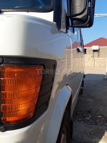 Mercedes 208 D 1991, 277,000 km - 2.3 l - Bakı