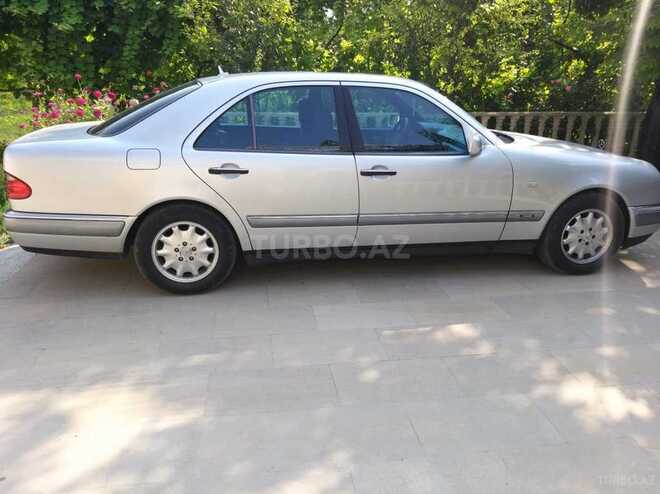 Mercedes E 200 1998, 398,000 km - 2.0 l - Göyçay