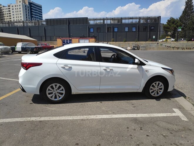 Hyundai Solaris 2019, 3,200 km - 1.6 l - Bakı