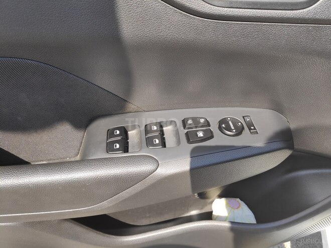 Hyundai Solaris 2019, 3,200 km - 1.6 l - Bakı