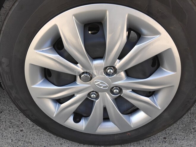 Hyundai Solaris 2019, 3,200 km - 1.6 l - Bakı