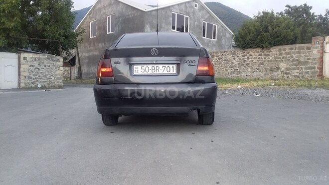Volkswagen Polo 1996, 100,000 km - 1.9 l - Qax