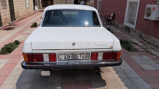 GAZ 3102 2000, 235,000 km - 2.4 l - Saatlı
