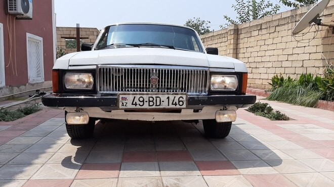 GAZ 3102 2000, 235,000 km - 2.4 l - Saatlı